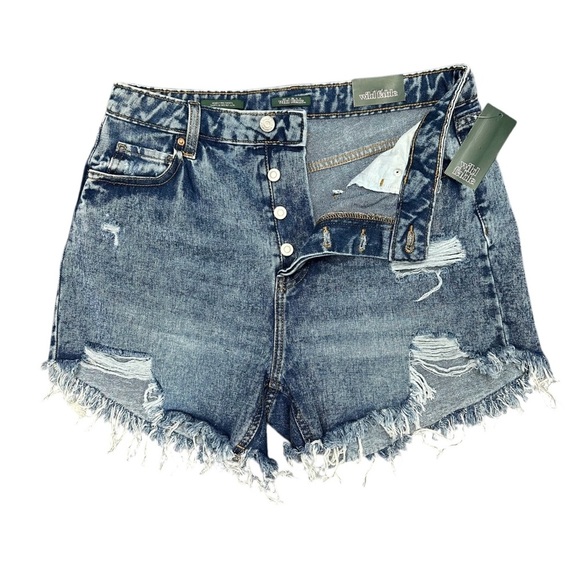Wild Fable Highest Rise button fly distressed denim shorts Size 12 NWT - Picture 4 of 12